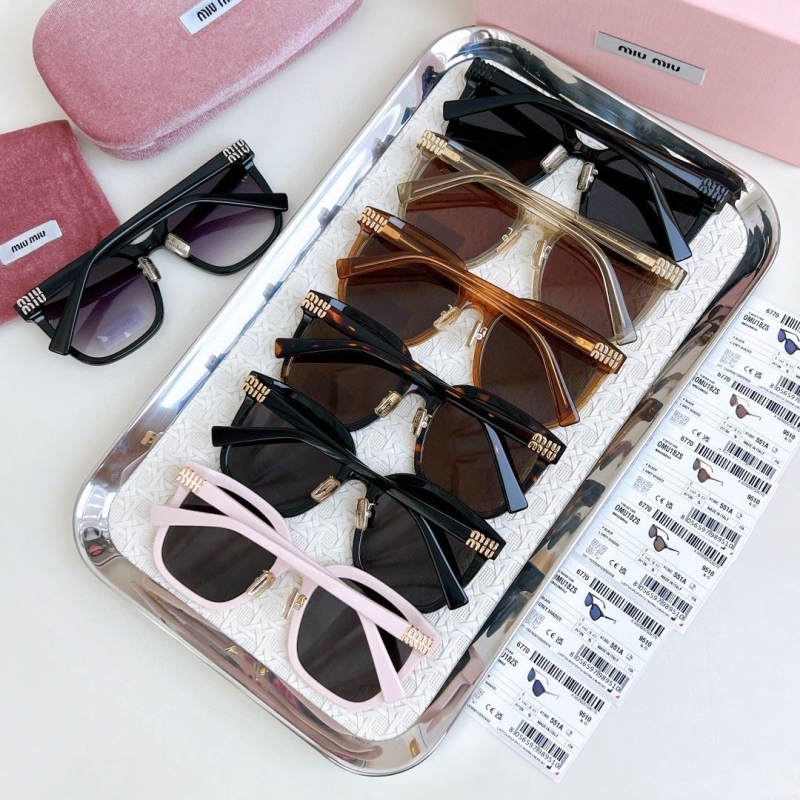 MIU MIU
